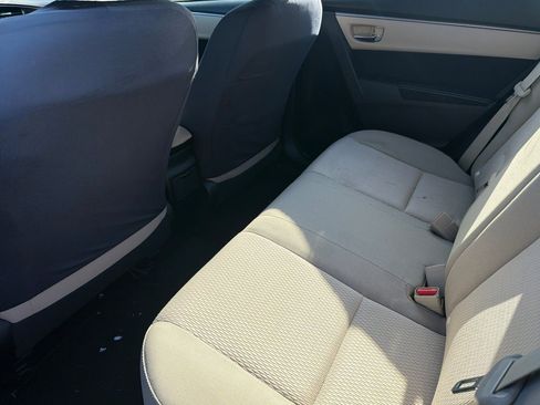 Used 2014 Toyota Corolla LE image 8