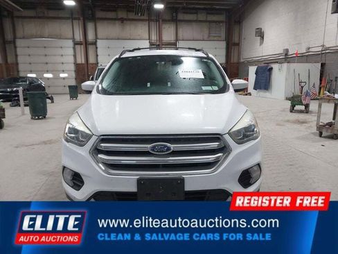 Used 2018 Ford Escape SEL AWD/4WD image 24