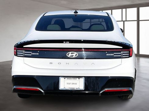 New 2026 Hyundai Sonata SEL image 4