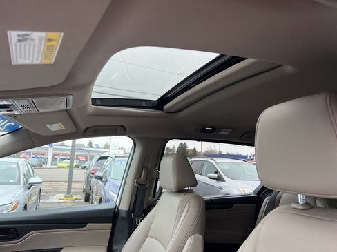 Used 2023 Honda Odyssey EX-L image 14