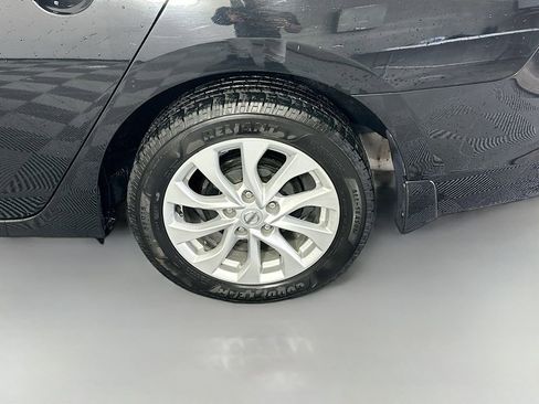 Used 2018 Nissan Sentra SV image 28