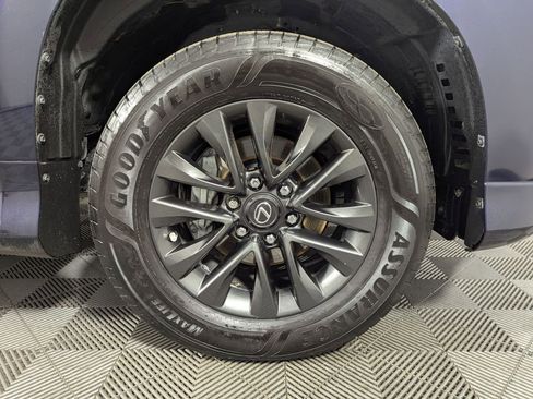 Used 2020 Lexus GX 460 Premium w/ Premium Package image 32