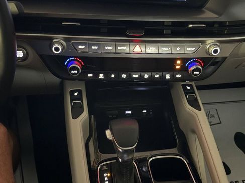 Used 2025 Kia Telluride S FWD image 56