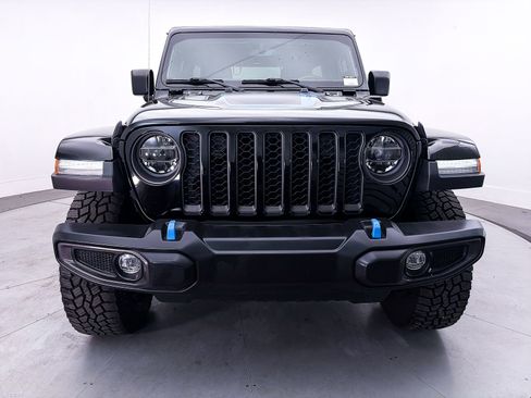 Used 2022 Jeep Wrangler Unlimited Rubicon 4xe w/ Cold Weather Group AWD/4WD image 12