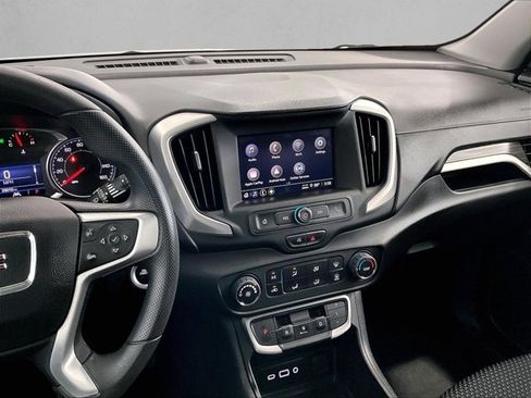 Used 2023 GMC Terrain SLE FWD image 8