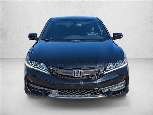 Used 2017 Honda Accord EX-L image 2