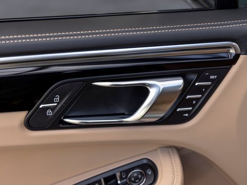 New 2026 Porsche Macan Turbo AWD/4WD image 22
