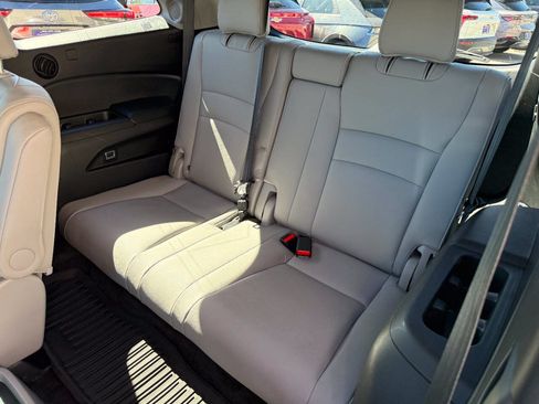 Used 2017 Honda Pilot Elite image 5