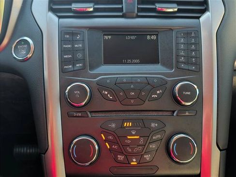 Used 2018 Ford Fusion S FWD image 15
