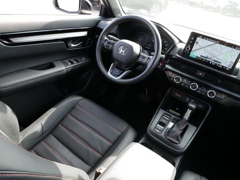 Used 2024 Honda CR-V Sport Touring image 9