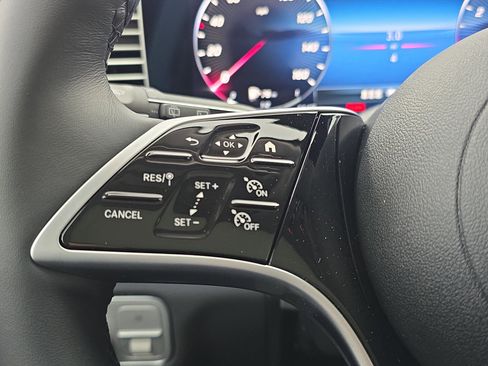 New 2026 Mercedes-Benz GLE 450 4MATIC image 17