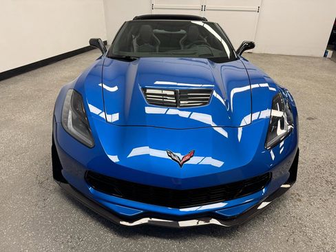 Used 2015 Chevrolet Corvette Z06 w/ 3LZ Preferred Equipment Group RWD image 2