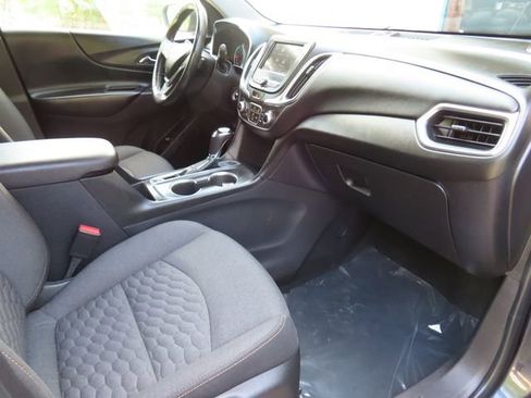 Used 2019 Chevrolet Equinox LT AWD/4WD image 35