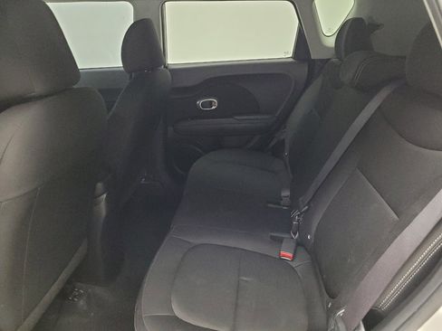 Used 2019 Kia Soul FWD image 18