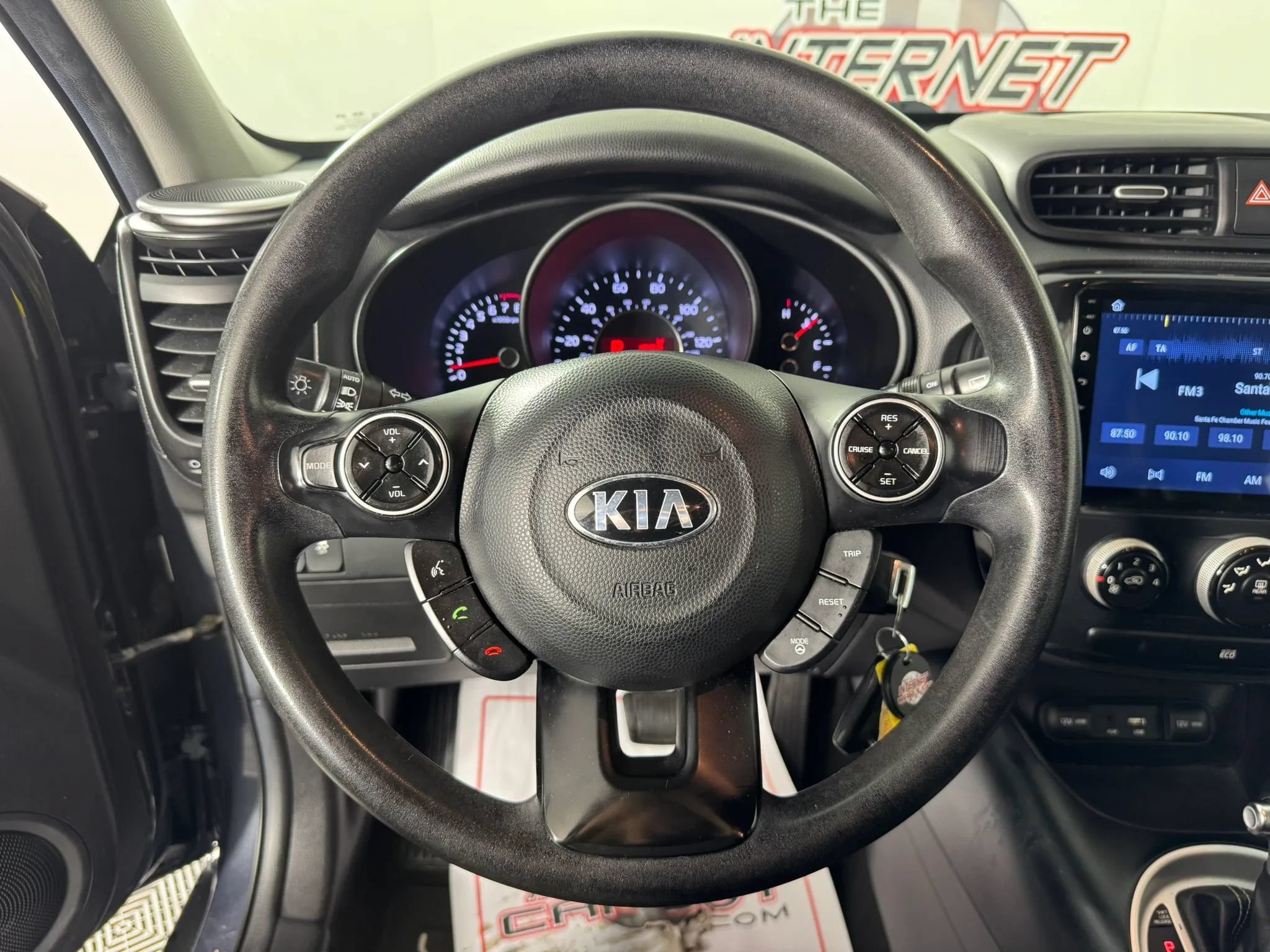 Used 2016 Kia Soul + FWD image 13