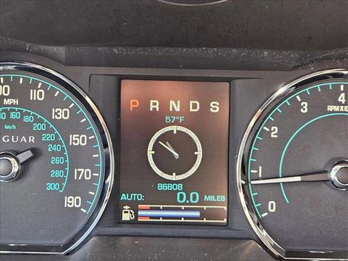 Used 2012 Jaguar XF image 13