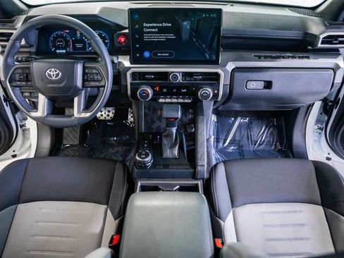 Used 2024 Toyota Tacoma TRD Sport image 22