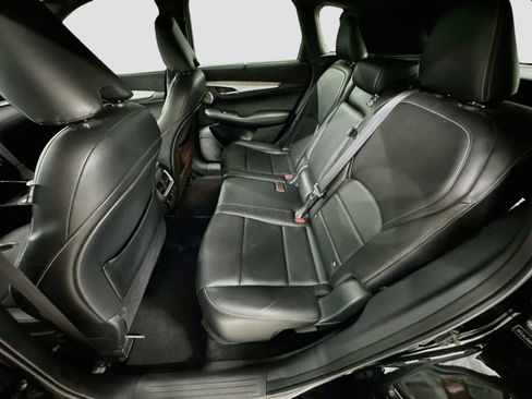 Used 2019 INFINITI QX50 Essential w/ Sensory Package FWD image 24
