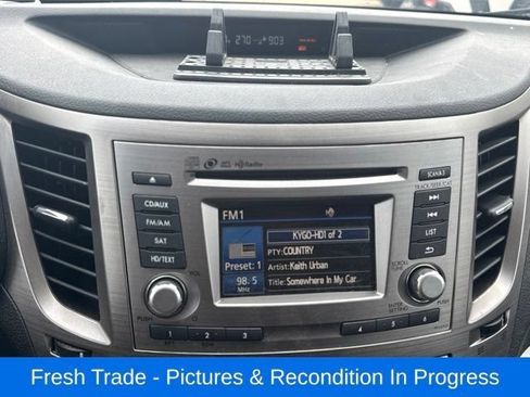 Used 2014 Subaru Outback 2.5i Premium AWD/4WD image 16