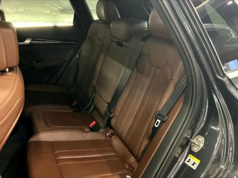 Used 2018 Audi Q5 Premium Plus w/ Premium Plus Package image 28