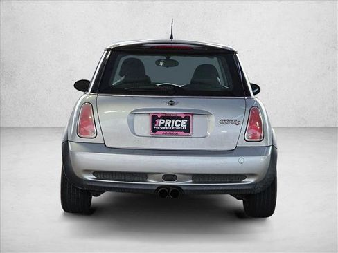 Used 2005 MINI Cooper S FWD image 6
