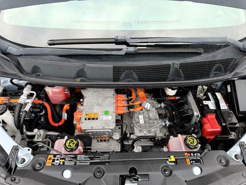 Used 2018 Chevrolet Bolt LT FWD image 42