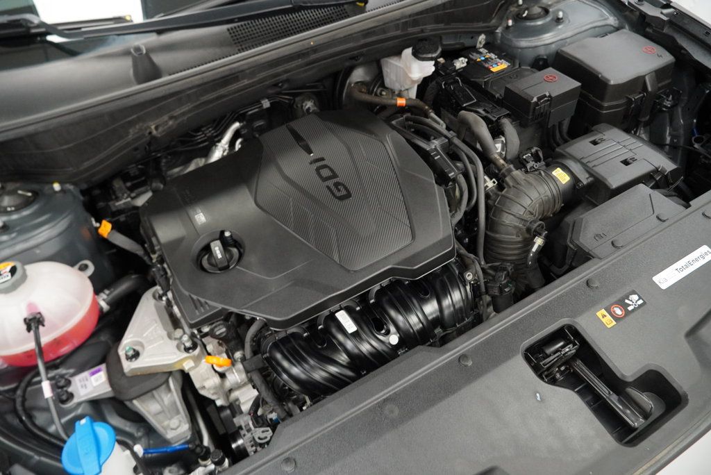 Used 2023 Kia Sportage LX AWD/4WD image 42