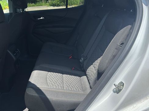 Used 2020 Chevrolet Equinox LT w/ Driver Convenience Package FWD image 10