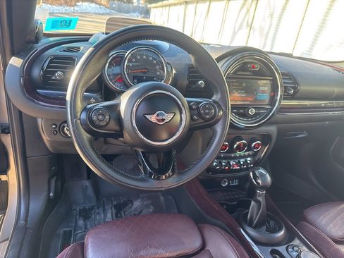 Used 2018 MINI Cooper Clubman S image 9