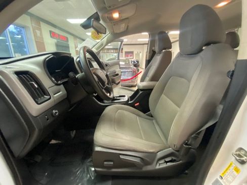 Used 2016 Chevrolet Colorado W/T w/ WT Convenience Package image 18