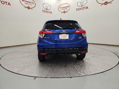 Used 2021 Honda HR-V Sport image 7