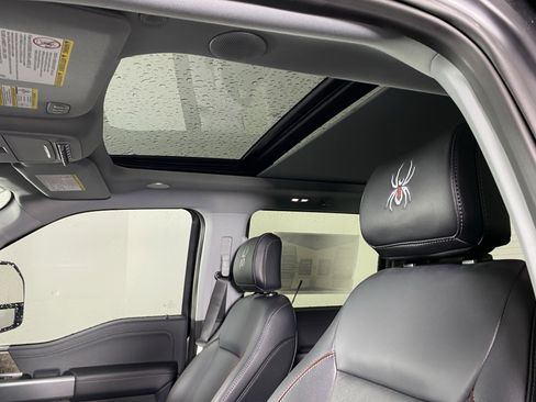 New 2024 Ford F250 Lariat w/ Lariat Ultimate Package image 19