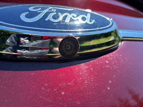 Used 2018 Ford Taurus SHO AWD/4WD image 16