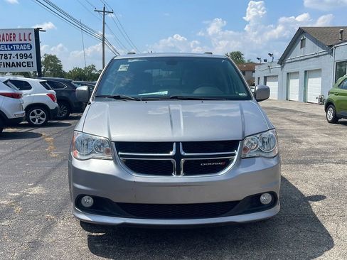 Used 2020 Dodge Grand Caravan SXT FWD image 8