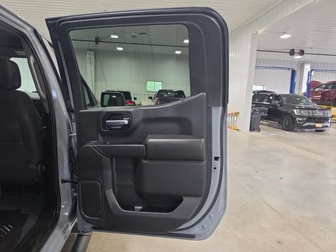 Used 2025 Chevrolet Silverado 1500 Custom Trail Boss w/ LPO, Dark Essentials Package AWD/4WD image 28