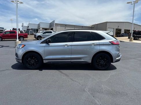 Used 2024 Ford Edge SE w/ Black Appearance Package AWD/4WD image 8