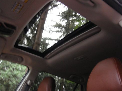 Used 2023 Subaru Outback Touring XT AWD/4WD image 17