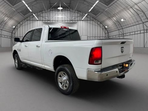 Used 2018 RAM 2500 SLT AWD/4WD image 3
