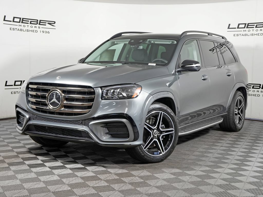 Used 2026 Mercedes-Benz GLS 450 4MATIC image 1