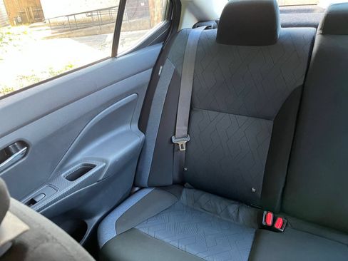 Used 2025 Nissan Versa SV FWD image 37