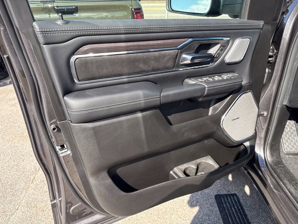 New 2027 RAM 1500 Laramie w/ Night Edition AWD/4WD image 17