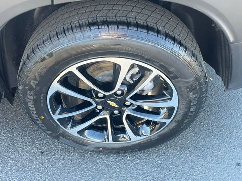 Used 2025 Chevrolet TrailBlazer LT FWD image 7