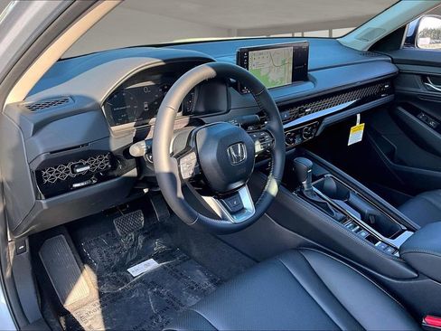 New 2026 Honda Accord Touring image 7