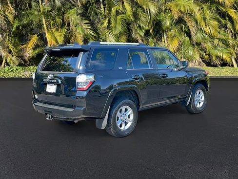 Used 2024 Toyota 4Runner SR5 image 5
