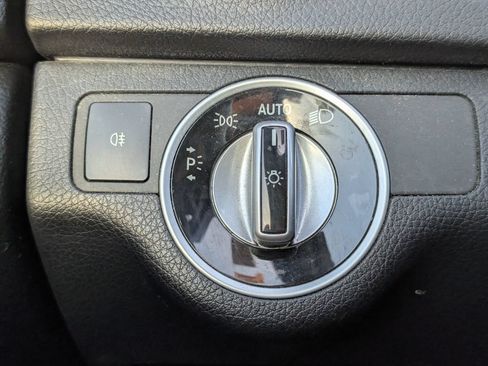 Used 2012 Mercedes-Benz C 250 Coupe image 24