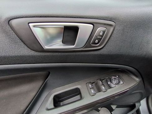Used 2019 Ford EcoSport SE w/ SE Convenience Package image 23