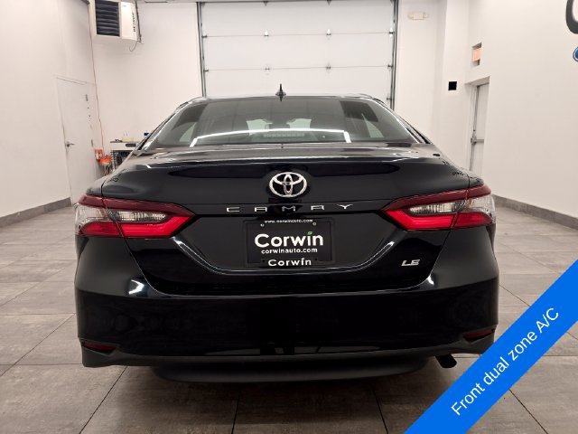 Used 2024 Toyota Camry LE FWD image 4