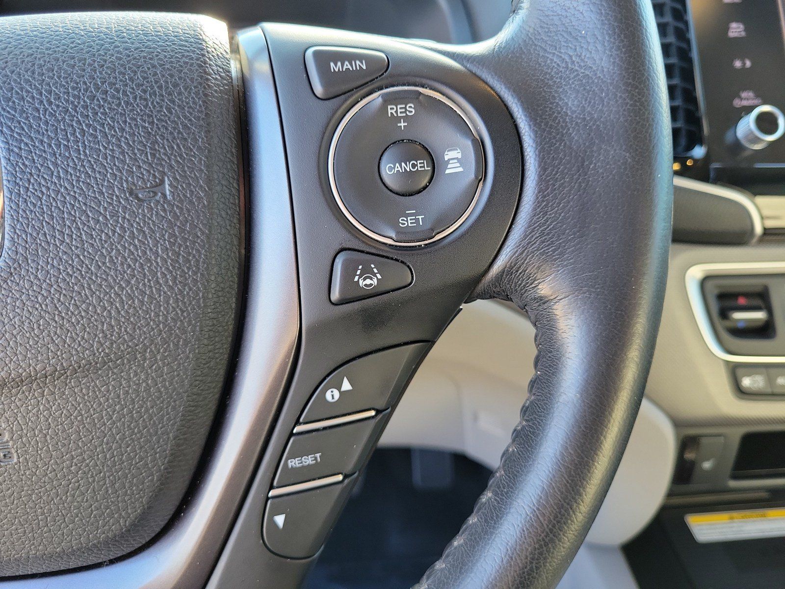 Used 2022 Honda Ridgeline RTL-E image 19