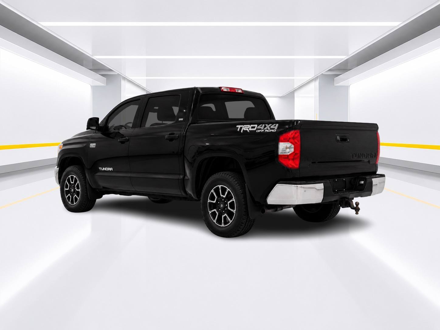 Used 2016 Toyota Tundra SR5 w/ TRD Off Road Package AWD/4WD image 3