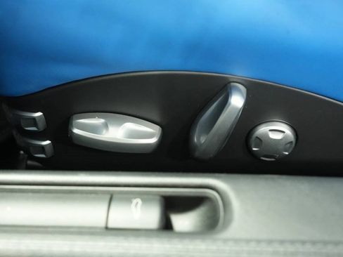 Used 2011 Porsche 911 Speedster image 32